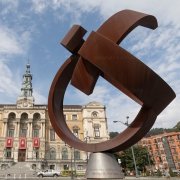 Variante Ovoide de la Desocupación de la Esfera (Jorge Oteiza)