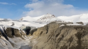 Breidamerkurjökull ice cave entrance