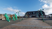 "Traveling giants in the wind" in front of Westerland railway station